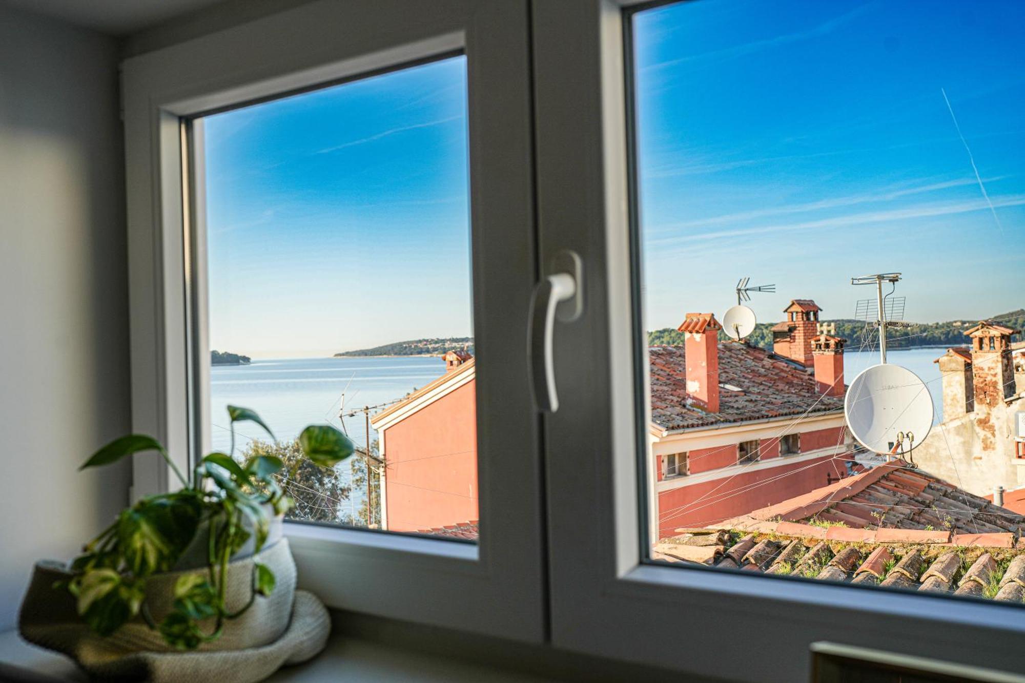 Loreto Lya Sea View Apartment *